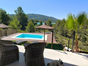 Casa junto al lago Entrepeñas
